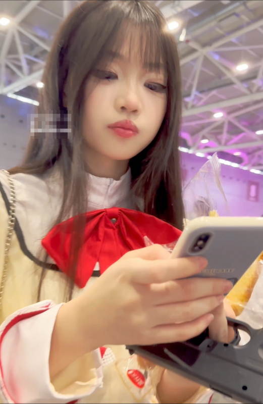 【裙底偷拍】018-JK制服萌妹超美·大学毕业肯定是个美女·厚黑丝袜微透白内-绿猫资源站